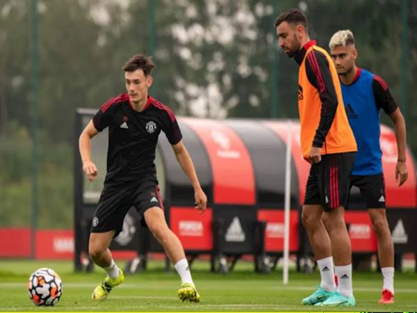 Bóng đá QT ngày 28/7: Bruno Fernandes chính thức trở lại MU