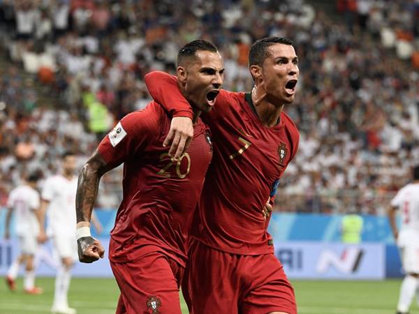 ricardo-quaresma-cung-ronaldo